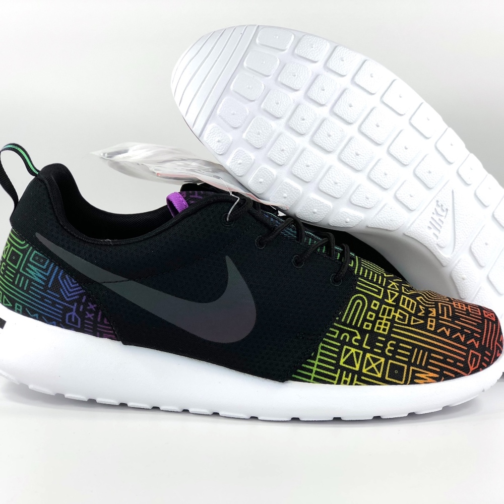 Nike Roshe One BT QS Be True LGBTQ Pride Black